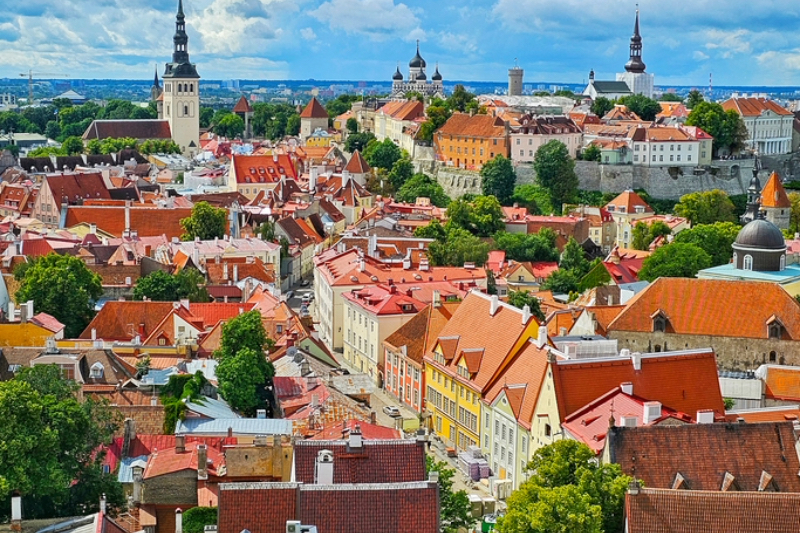 Antalya Kalkışlı Uçuşlar Tallinn, Estonya